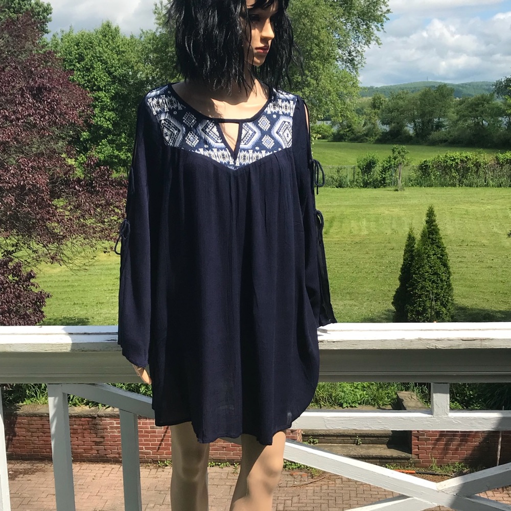 🌸🆕 Flare Open Shoulder Navy Dress